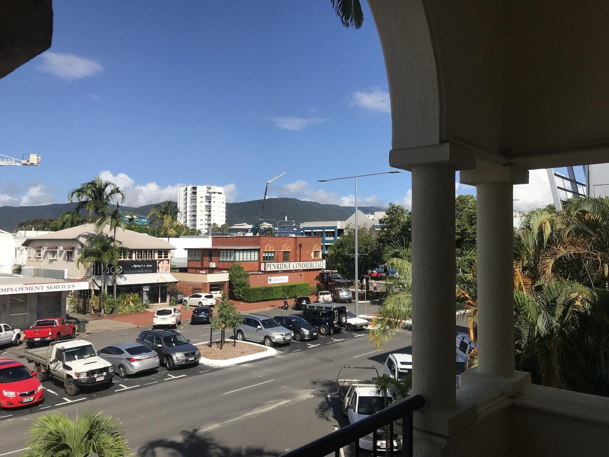 Villa Vaucluse Apartments Cairns Exterior foto